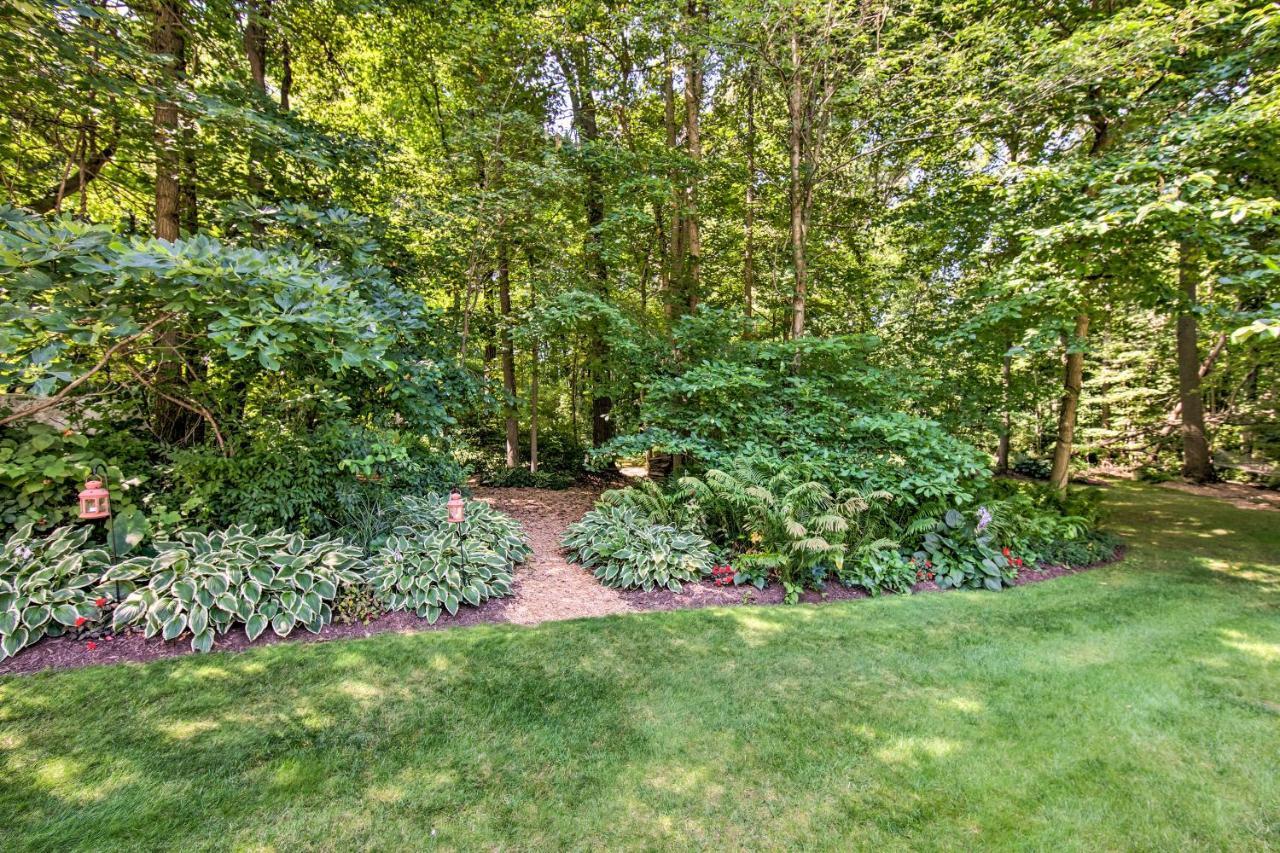 Cozy Garden Room In Welsh Mountain Suites! New Holland Extérieur photo