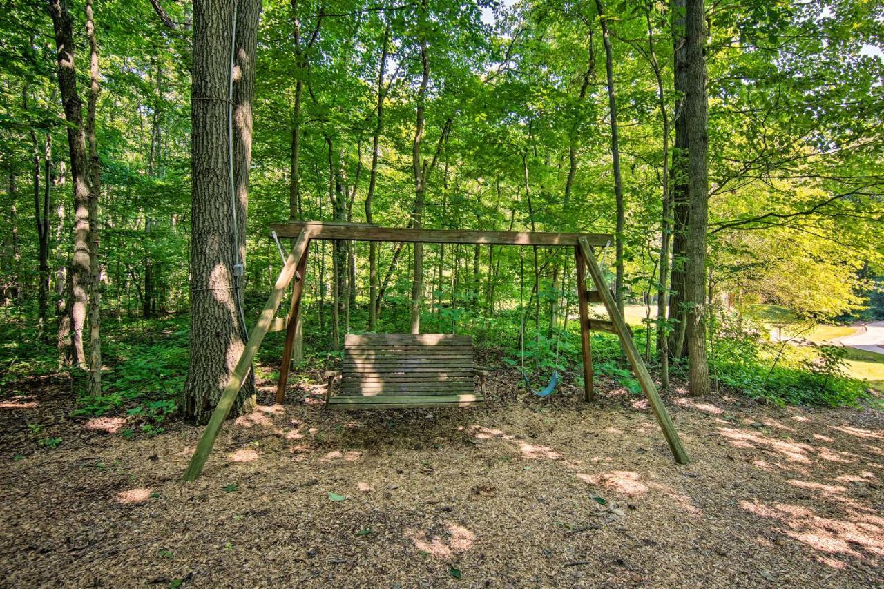 Cozy Garden Room In Welsh Mountain Suites! New Holland Extérieur photo