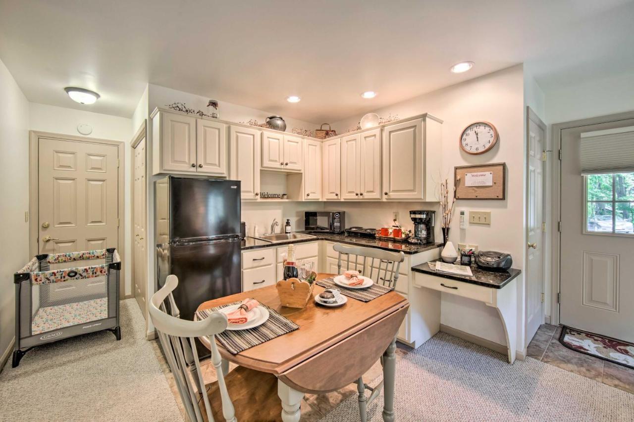 Cozy Garden Room In Welsh Mountain Suites! New Holland Extérieur photo